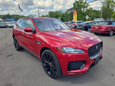 2018 Jaguar F-PACE S
