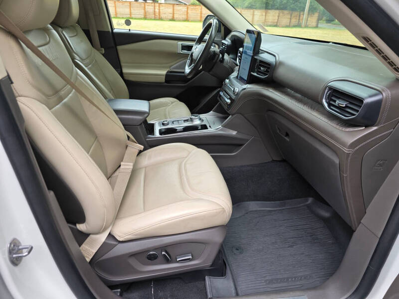 2020 Ford Explorer Platinum