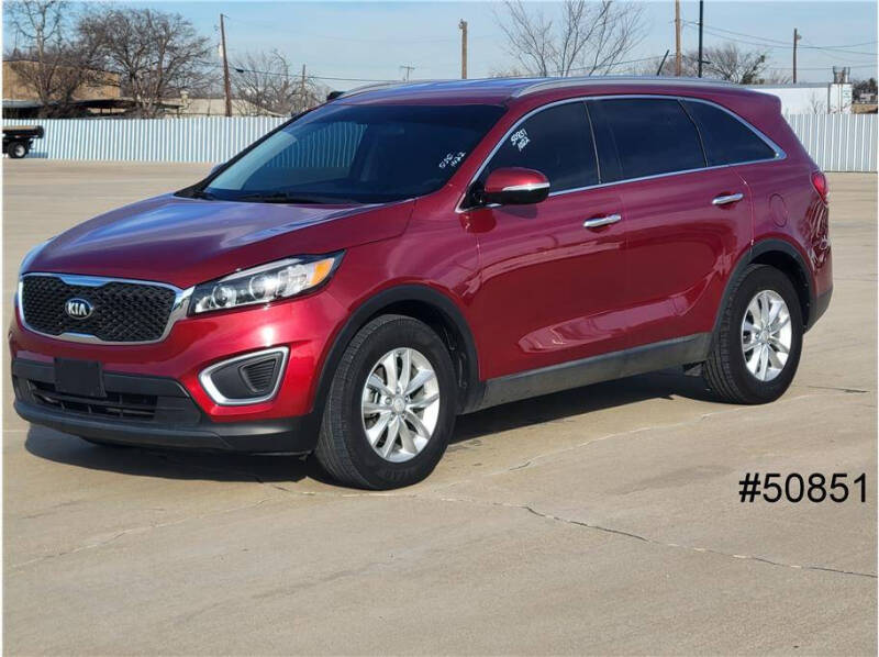 2017 Kia Sorento for sale at CENTURY TRUCKS & VANS in Grand Prairie TX