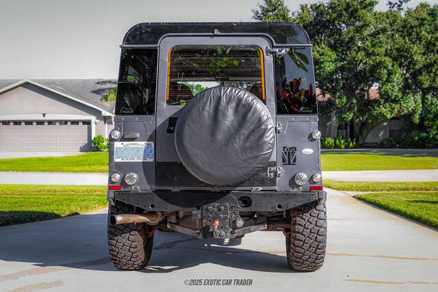 2000 Land Rover Defender