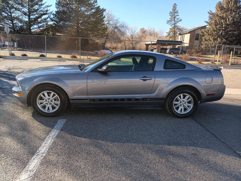2007 Ford Mustang V6 Deluxe