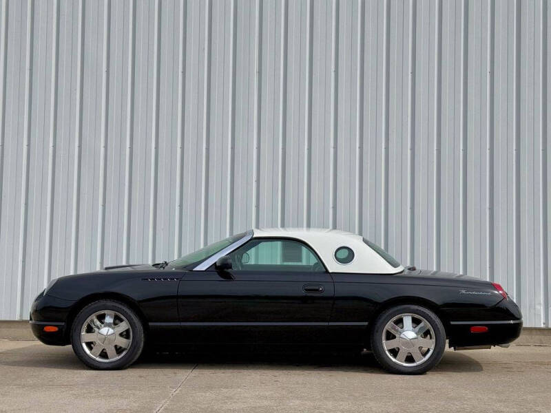 2002 Ford Thunderbird Deluxe