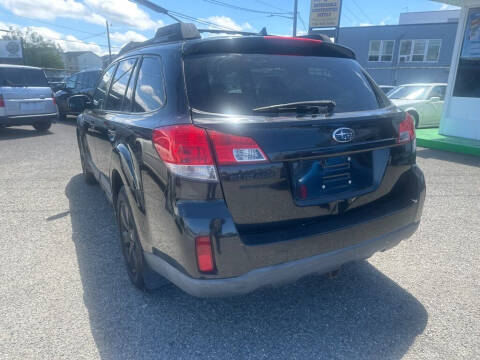2011 Subaru Outback 2.5i Premium