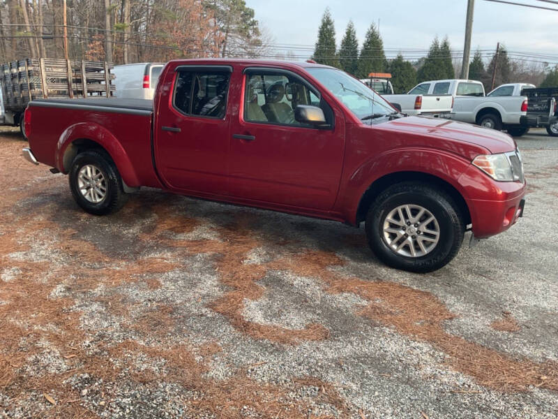 2015 Nissan Frontier SV photo 5