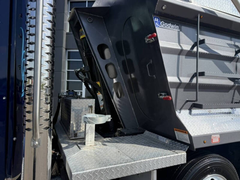 2025 Western Star 47X