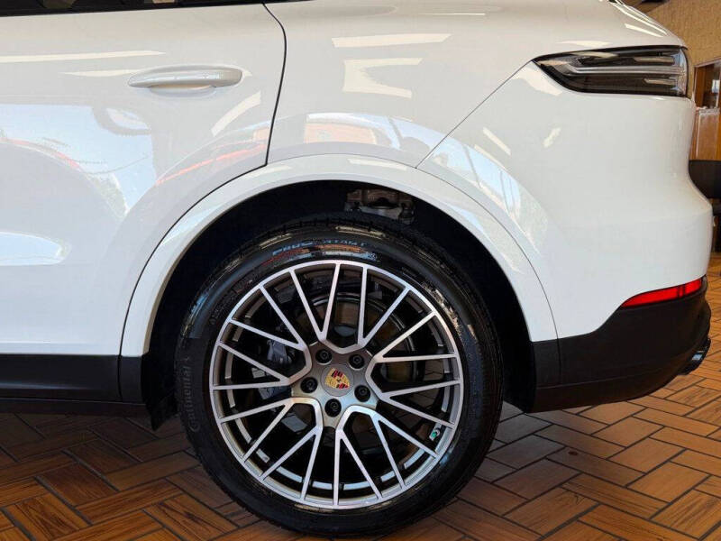 2023 Porsche Cayenne