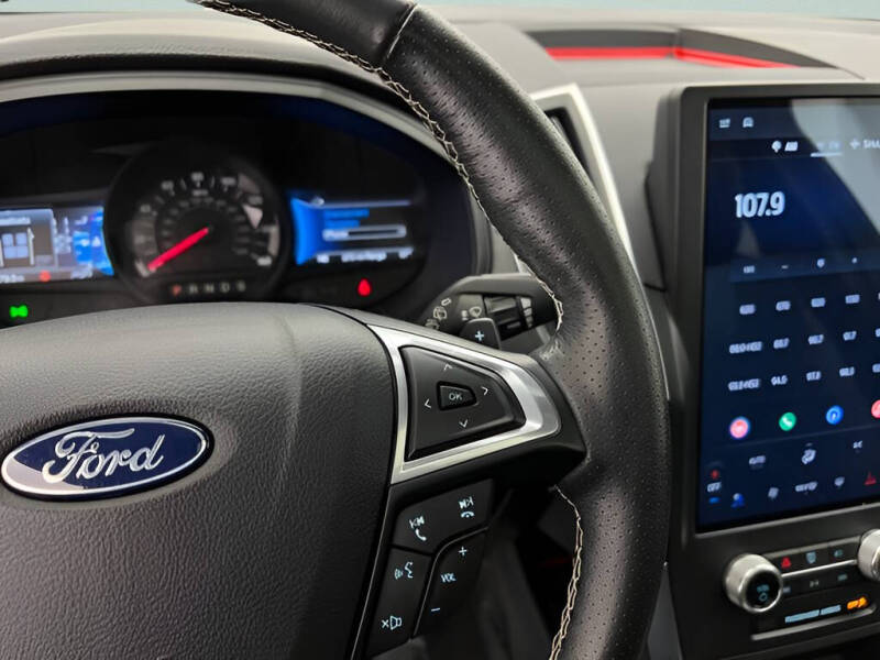 2022 Ford Edge ST