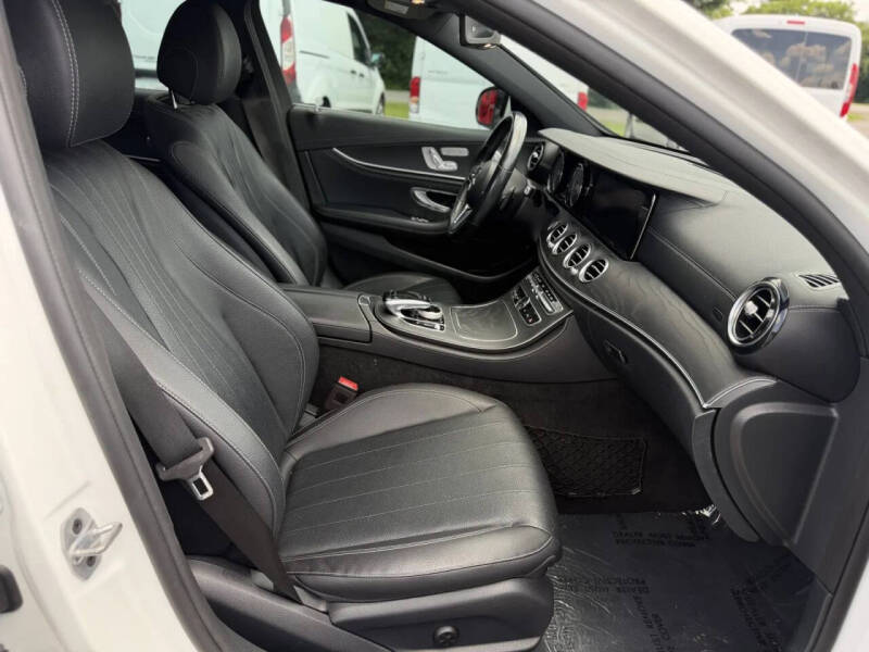 2019 Mercedes-Benz E-Class E 300