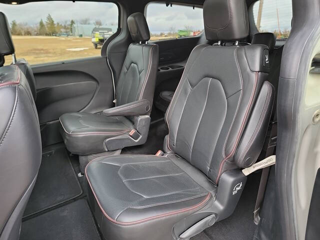 2020 Chrysler Pacifica Limited 35th Anniversary