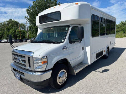 2025 Ford E-Series