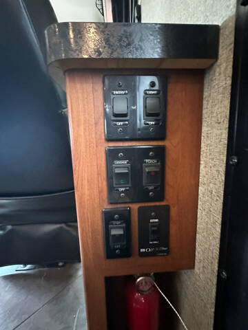 2015 Fleetwood RV Excursion 35B