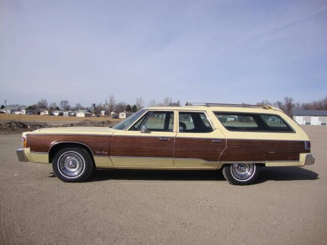 1977 Chrysler Town and Country