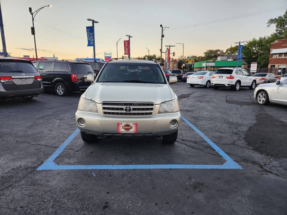 2003 Toyota Highlander for sale at Chicago Auto House in Chicago, IL