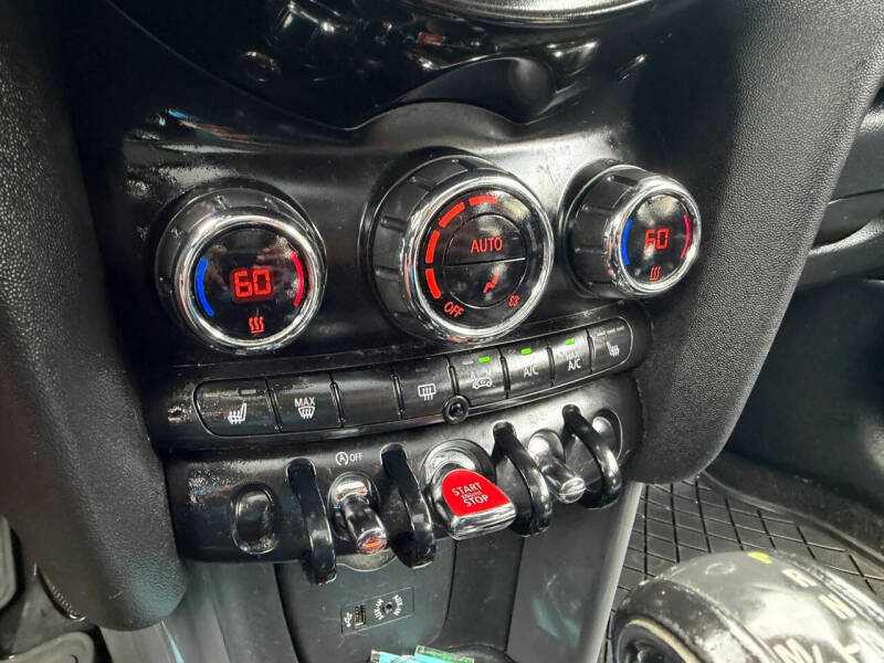 2015 MINI Hardtop 4 Door Cooper