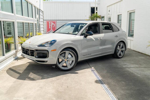 2022 Porsche Cayenne 3