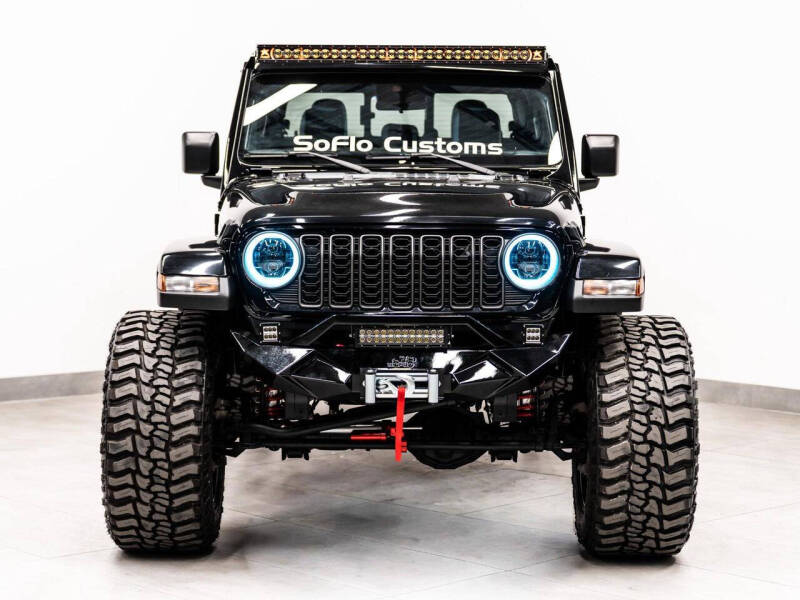 2024 Jeep Gladiator Sport S