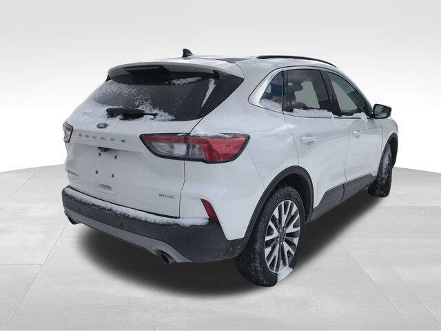 2022 Ford Escape Titanium