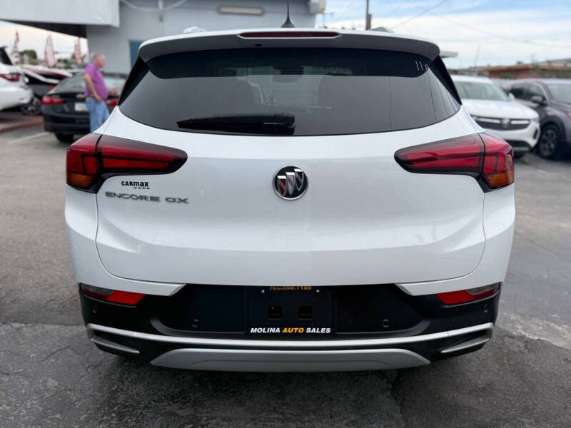2022 Buick Encore GX Select