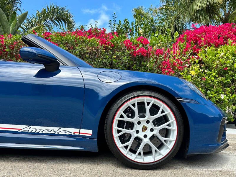 2023 Porsche 911 Carrera GTS