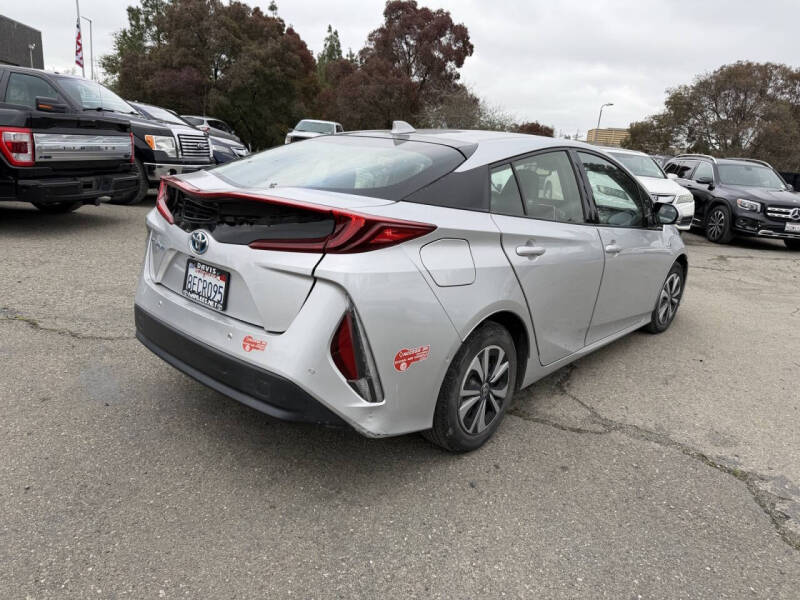 2017 Toyota Prius Prime Advanced