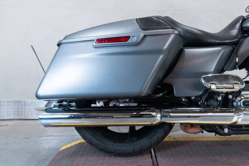 2017 Harley-Davidson Street Glide Special