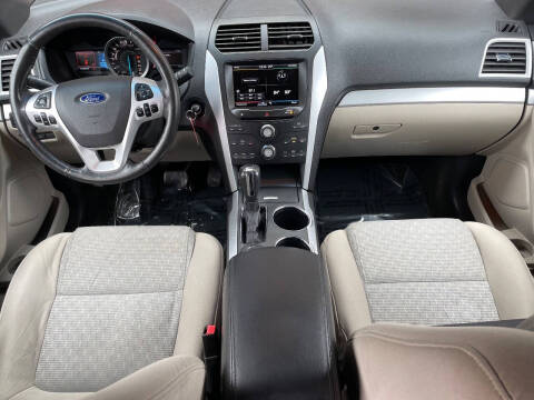 2011 Ford Explorer XLT