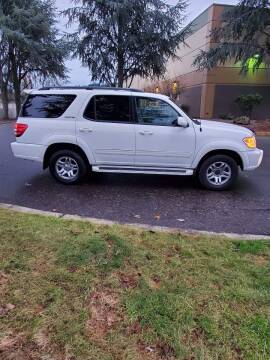 2004 Toyota Sequoia for sale at Viking Motors in Medford OR