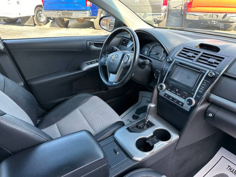 2012 Toyota Camry SE V6