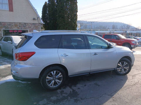 2019 Nissan Pathfinder SL