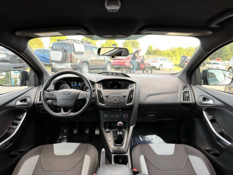 2018 Ford Focus ST