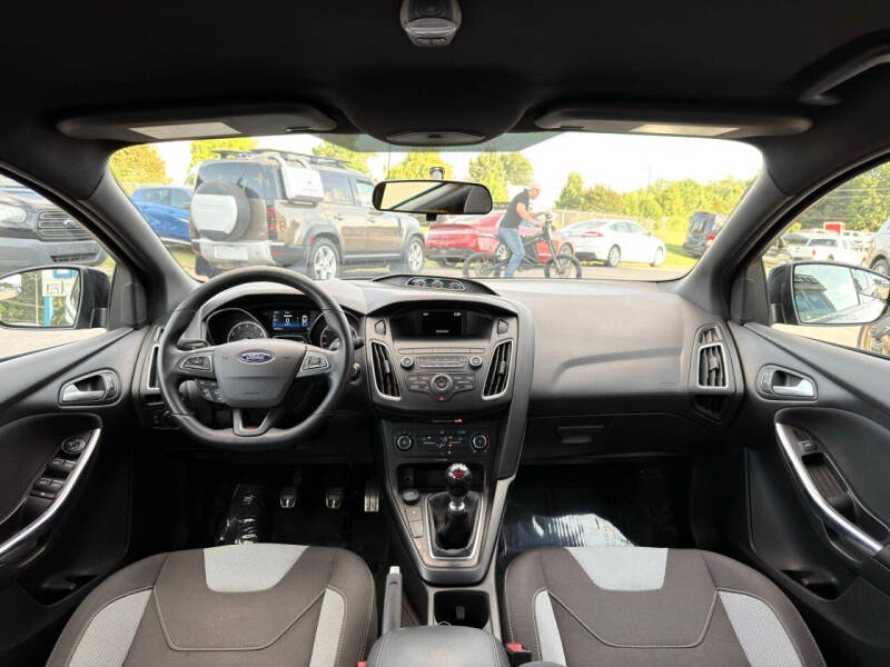 2018 Ford Focus ST