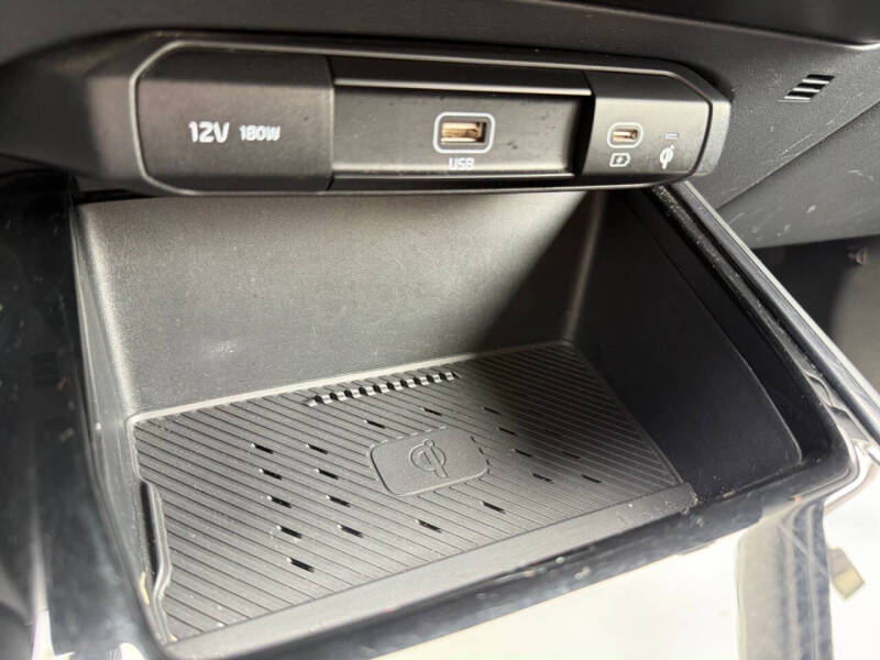 2024 Kia Niro EX