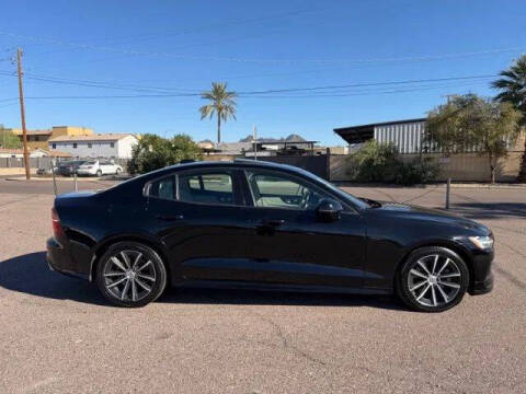 2021 Volvo S60 T5 Momentum