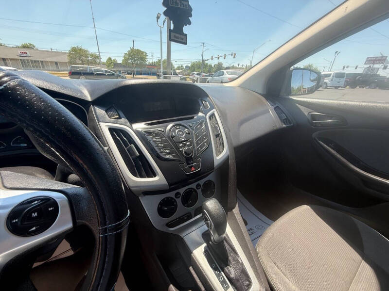 2012 Ford Focus SE