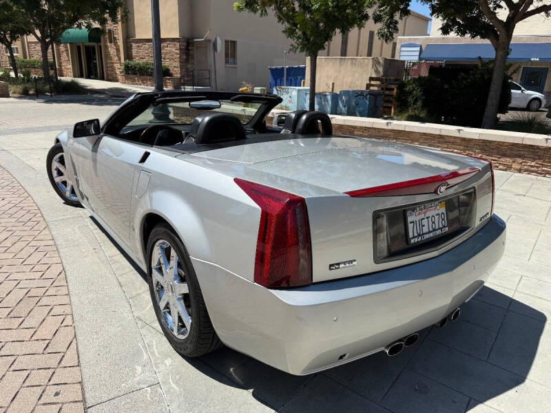 2008 Cadillac XLR