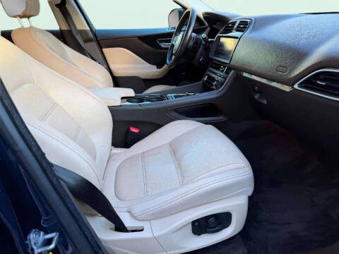 2017 Jaguar F-PACE 20d Prestige