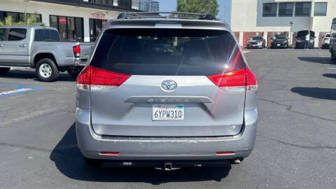 2013 Toyota Sienna