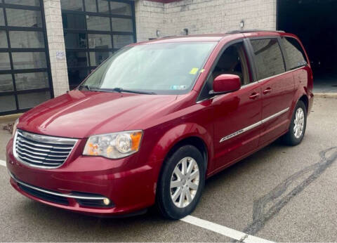 2016 Chrysler Town and Country for sale at A & B Used Cars in Saint Albans WV