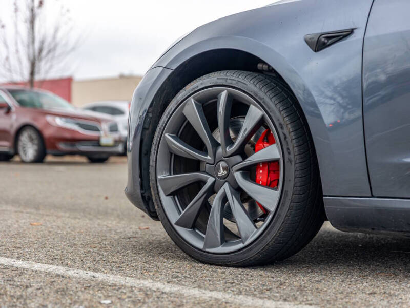 2020 Tesla Model 3 Performance