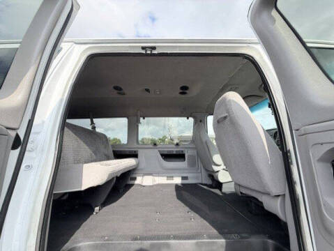 2001 Ford E-Series