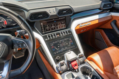 2019 Lamborghini Urus