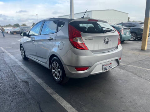 2014 Hyundai Accent GS