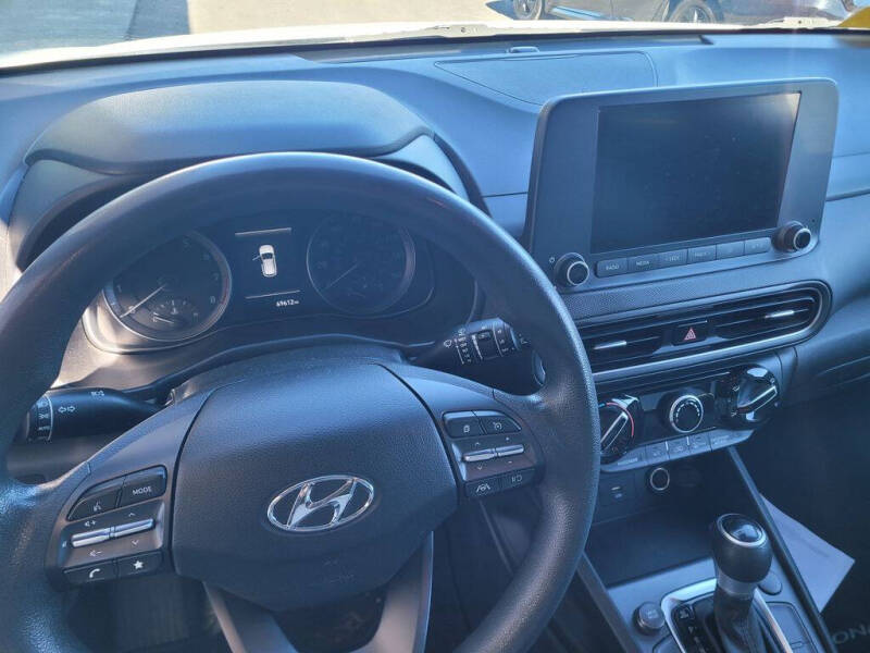 2022 Hyundai Kona SE