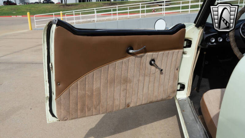 1957 Nash Metropolitan