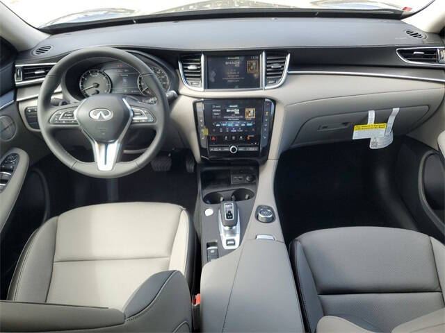 2025 Infiniti QX50 Luxe