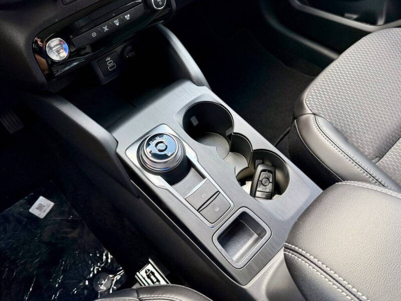 2025 Ford Escape Plug-In Hybrid PHEV