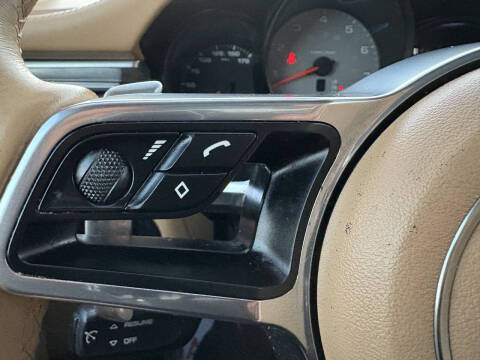 2015 Porsche Macan S