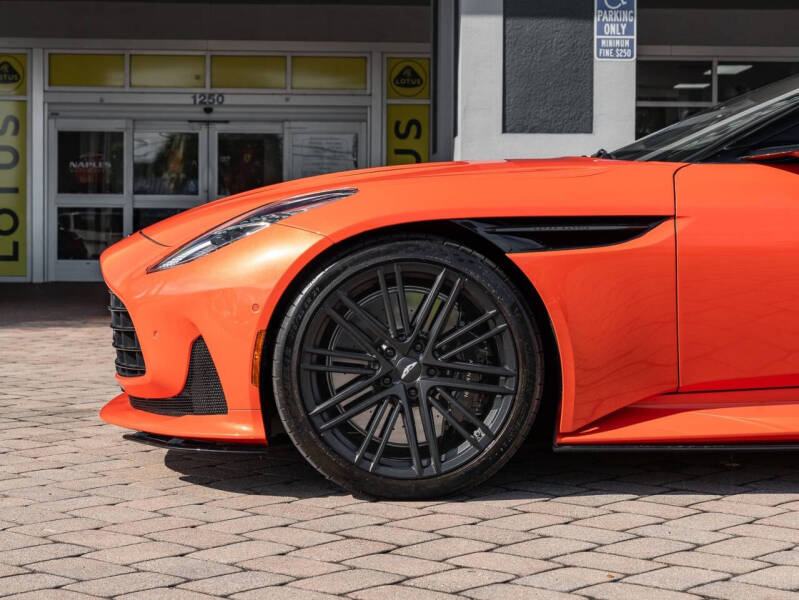 2024 Aston Martin DB12 Volante