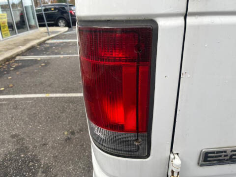 2007 Ford E-Series E-250