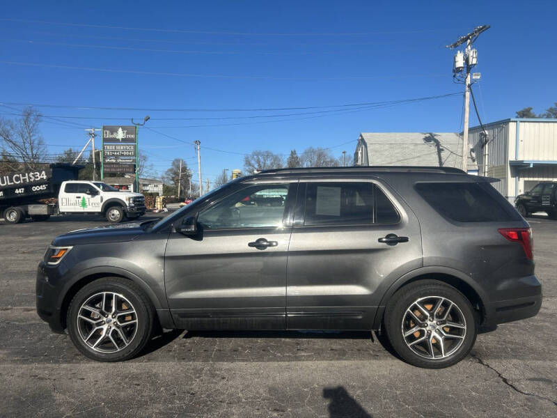 2018 Ford Explorer Sport